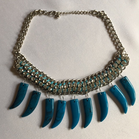 NWOT Turquoise Stone and Rhinestone Necklace - Picture 3 of 3